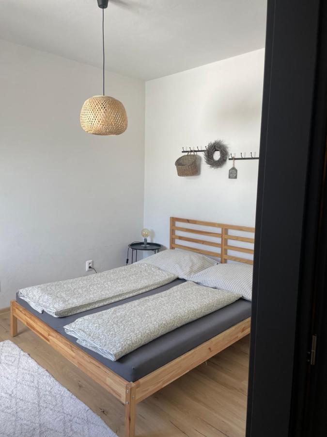 Apartment Dubnica Prejta 3 Дубница-над-Вагом Экстерьер фото